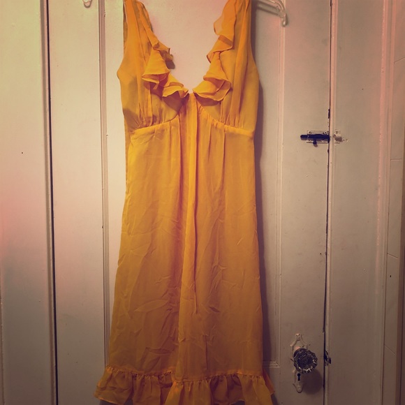 Betsey Johnson Dresses & Skirts - Betsey Johnson Golden Flirty Halter Tie Sun Dress